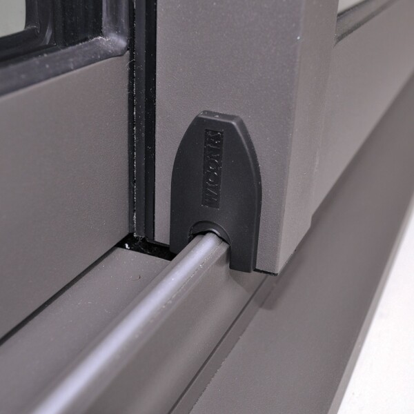 fenetre coulissante gris anthracite aluminium